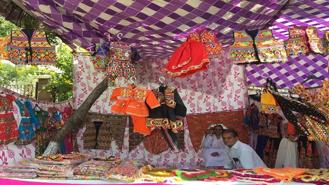 Exhibition and sale of items related to Navratri started by Sakhi Mandals at Bhavnagar