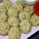 Business closed in Corona! Now the three friends sell momos on Bullet