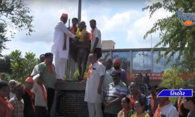 On the occasion of Gandhi Jayanti, district BJP paid floral tributes to the statue of Gandhiji at Sihore.