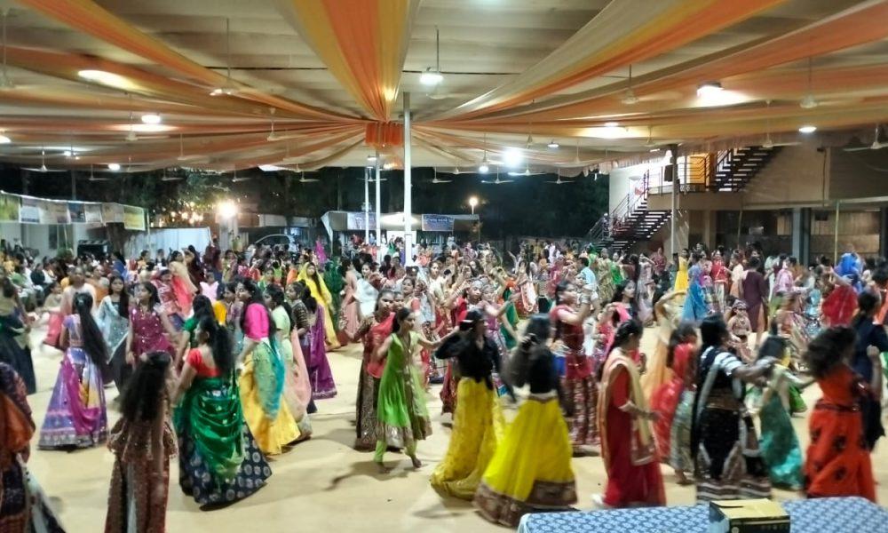 7th-day-navratri-celebration-at-sihor-bandhan-party-ploat