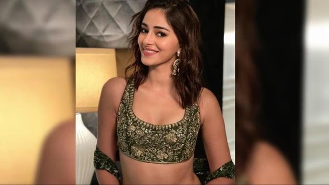 Ananya Pandey ready in green printed lehenga-choli, you will also be shocked to hear the price