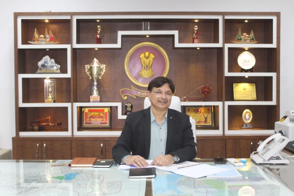 ramesh-merja-taking-charge-as-bhavnagar-collector