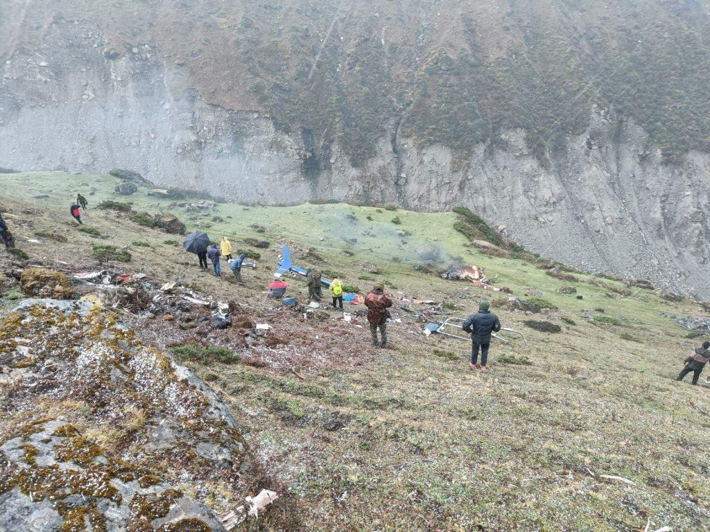 in-the-helicopter-crash-incident-in-kedarnath-among-the-7-dead-3-daughters-were-natives-of-bhavnagar-shaktisinh-gohil-tweeted-the-entire-list