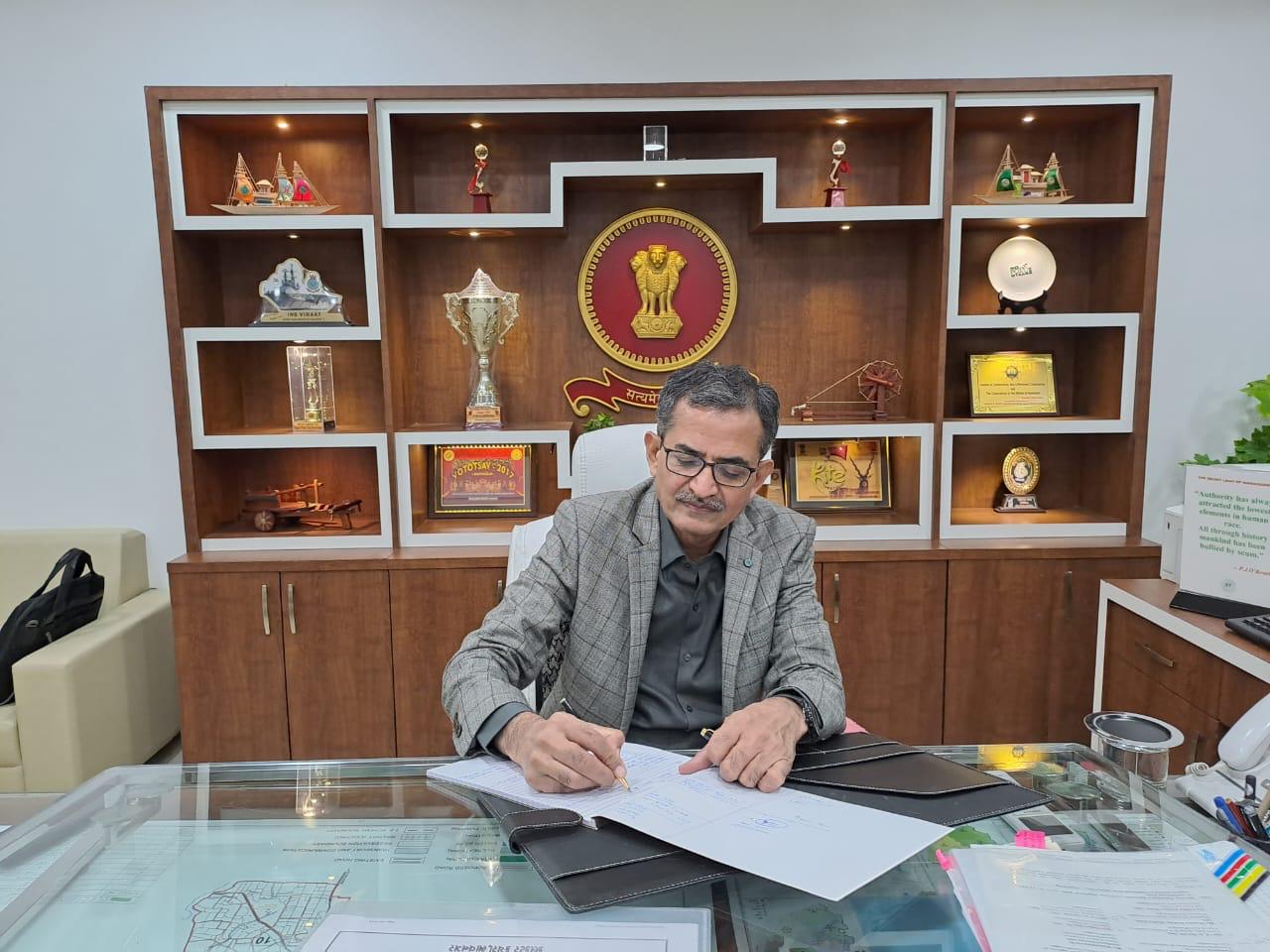 Taking charge as the new collector of Bhavnagar, Shri D. K. Parekh