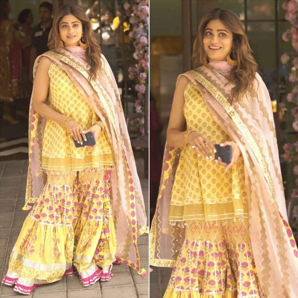 fashion-tips-how-to-drapping-dupatta-with-sharara-kurta
