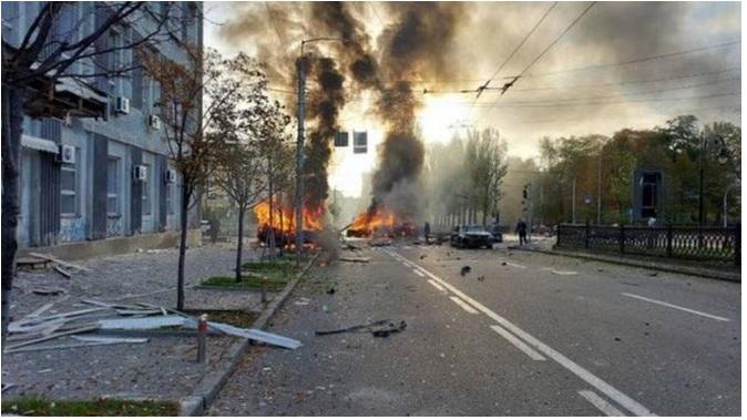 multiple-kamikaze-drone-strikes-wreaks-havoc-in-kyiv