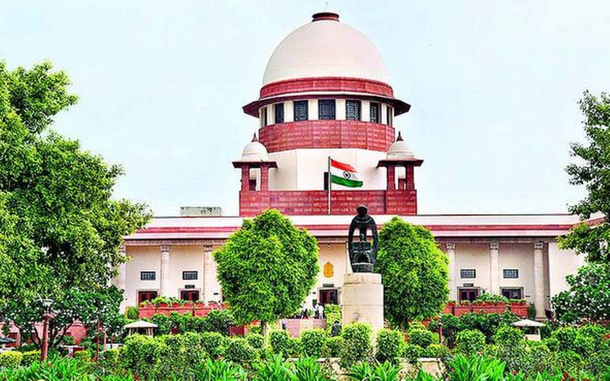 SC seal on EWS reservation, but CJI and Justice Bhatt against it