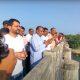 At Garhula village, the leaders joined for 'Ma Narmada Neer Vadhamana' at the reservoir.