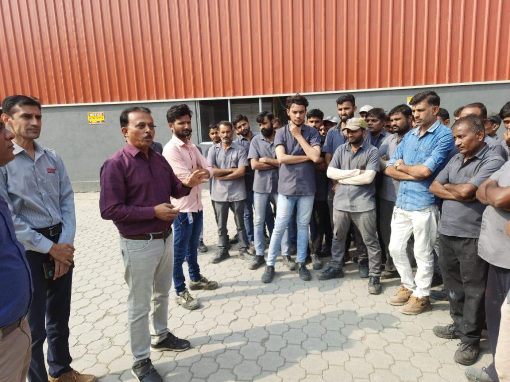 awareness-campaign-about-voting-in-factories-of-sehore