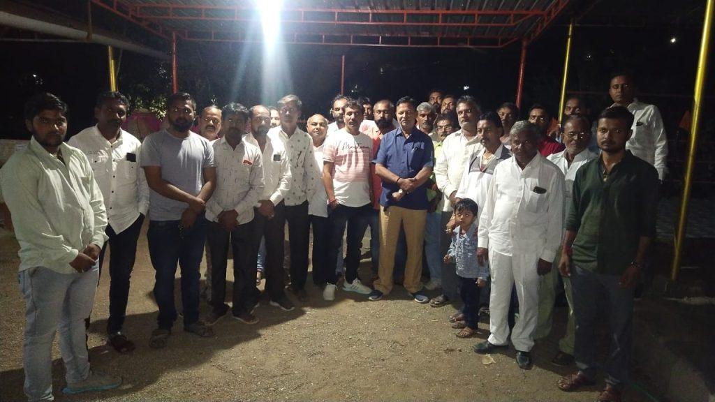 A meeting of the Chuvaliya Koli Samaj was held at night at Sihore ; The society was upset by not allotting a single ticket