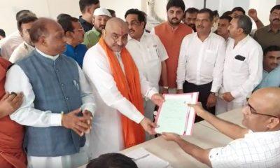 BJP candidate Shunbhuprasad Tundia filed his candidature for Garhda seat, CR Patil was present.