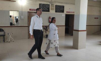 district-health-officer-manish-fancy-on-a-surprise-visit-to-sehore-government-hospital
