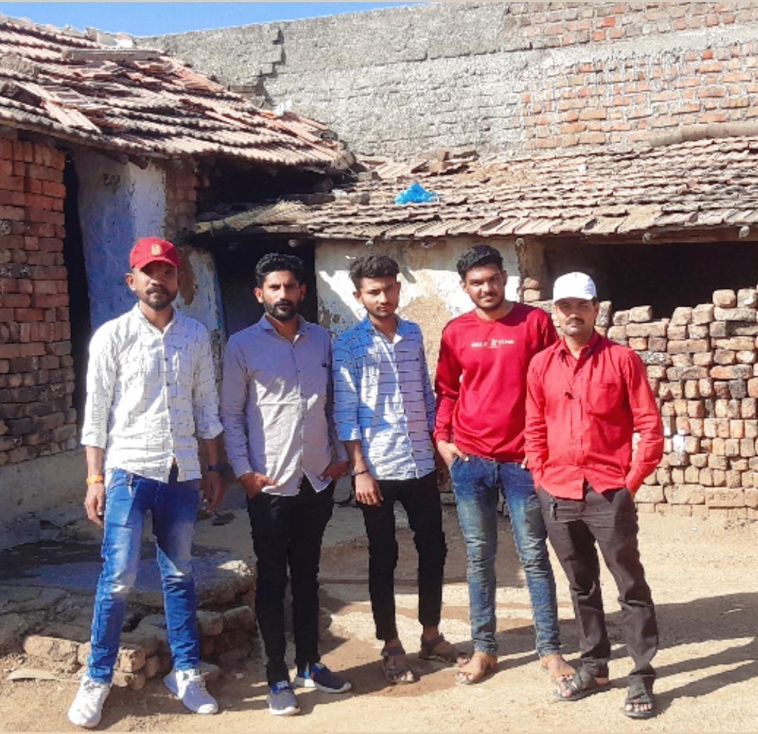 there-is-no-shortage-of-humanity-in-sihore-which-lives-in-constant-water-shortage-gopalak-samaj-seva-group-did-this-work