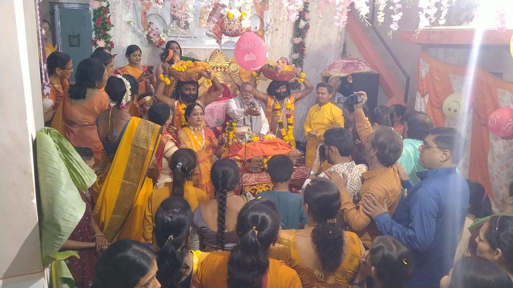 a-special-celebration-of-krishnas-birth-during-the-bhagavata-sapta-organized-by-the-trivedi-family-of-sihore