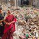 Sihore Ganapule near Mahila Mandal in such a condition that he would tear his head; A musty area