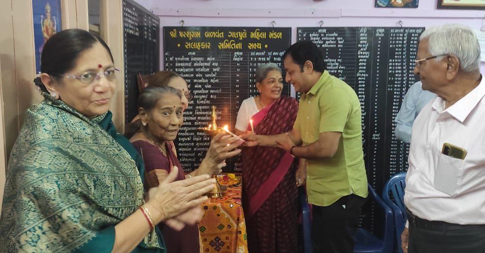 Mahila Mandal has always worried about women getting a foothold; Ilaben - Pannaben