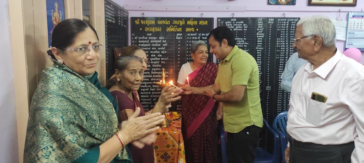 Mahila Mandal has always worried about women getting a foothold; Ilaben - Pannaben