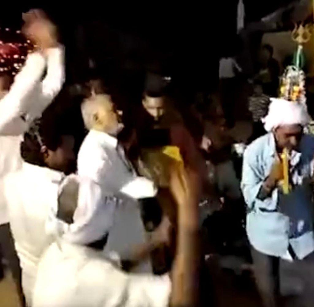 Bhai swooned over the song - deployment in the bhajan mandali despite ill health; Activists in jail