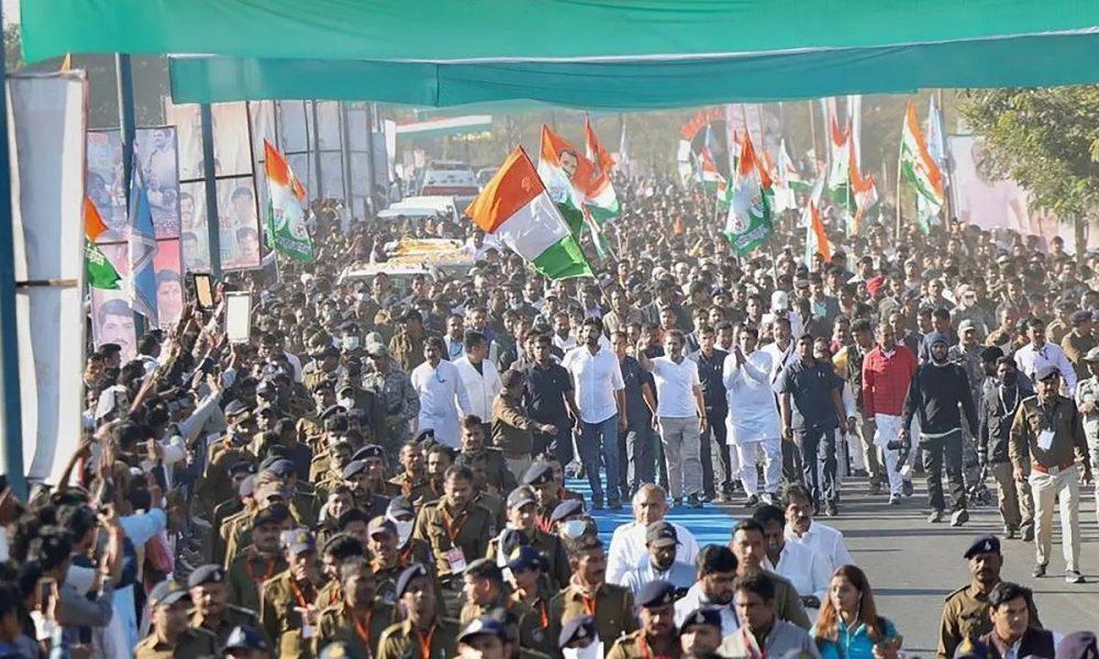 Rahul Gandhi's Bharat Jodo Yatra reached Ujjain, the city of Baba Mahakal, 200 Pandits welcomed him