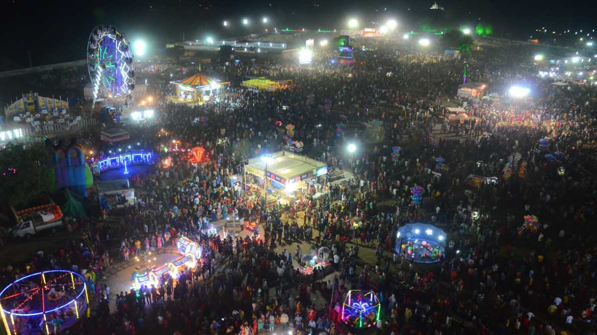 after-two-years-the-kartiki-purnima-fair-will-be-held-at-gir-somnath-the-temple-will-remain-open-till-11-pm