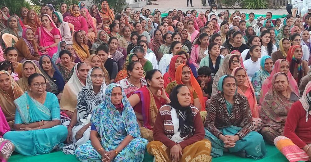 Whoever forces the death of a minor should be punished as an example; Gopal Italia