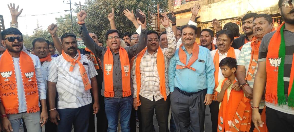 loud-chants-of-bharatmata-ki-jai-vande-mataram-echoed-at-wadlachowk-in-sihore