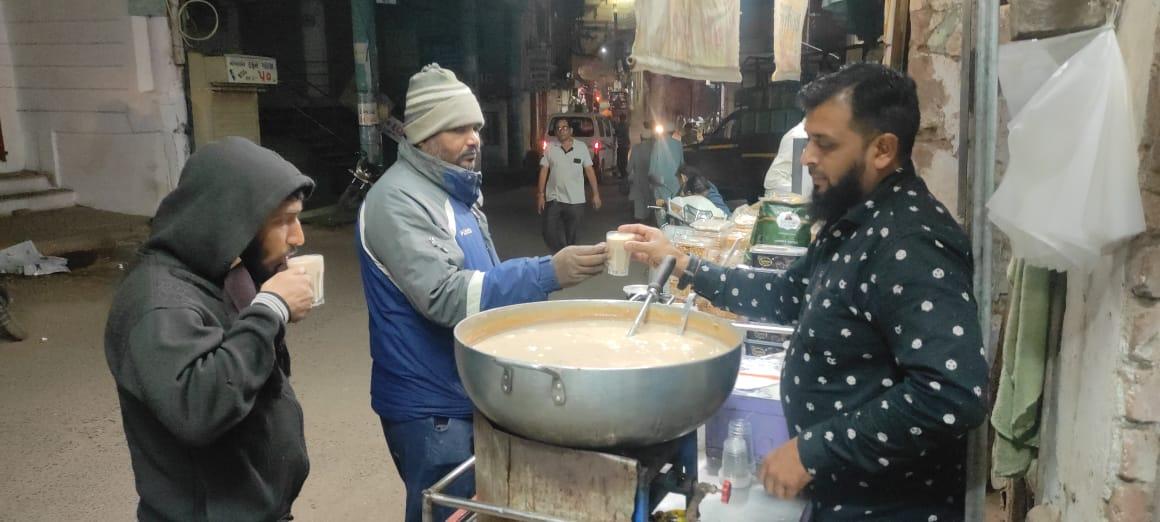 the-demand-for-date-milk-at-sihore-increased-during-the-winter-season