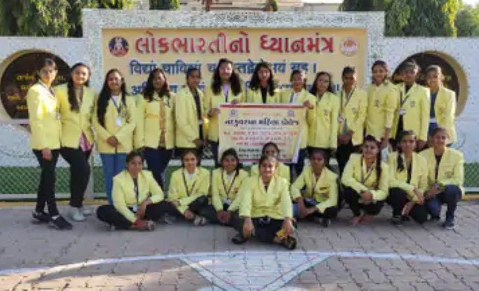 Students of Sanosara Lokabharti Nandkunwarba Mahila College, Sihore visited