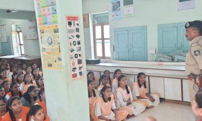 Songadh village of Sihore conducted a seminar on making women fearless under the guidance of DIG.