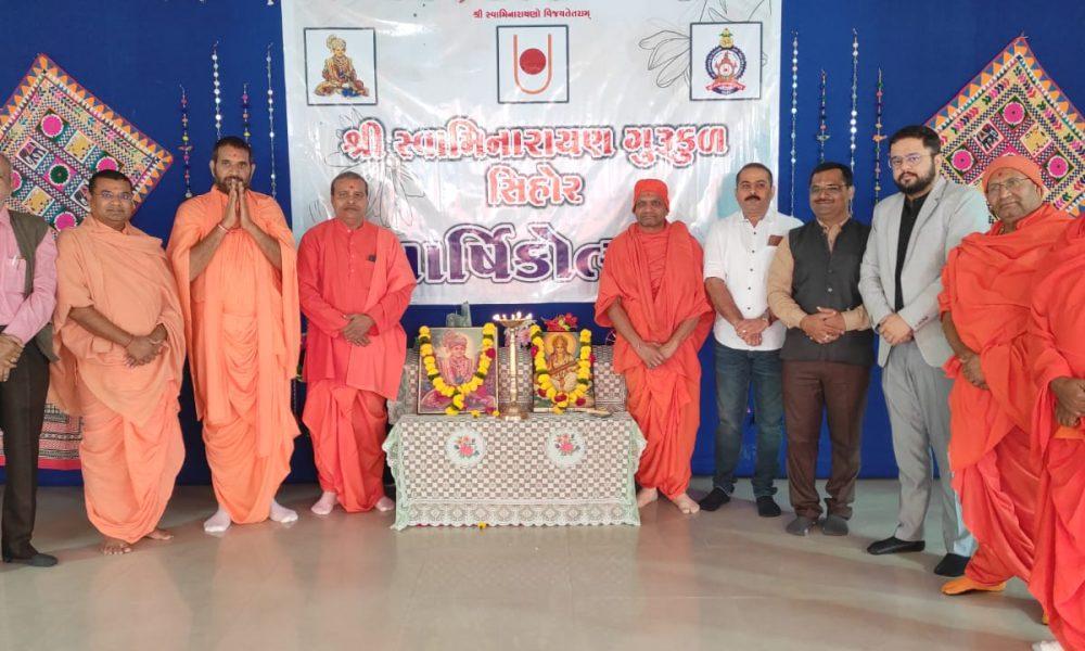 The 29th Vashikotsav of Swaminarayan Gurukul at Sihore was celebrated