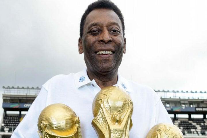 Legendary footballer Pele's poor health, kidney damage, will spend Christmas in hospital