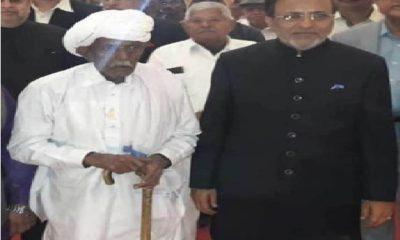 Veteran Congress leader Arjunbhai Modhwadia's father Devabhai passed away