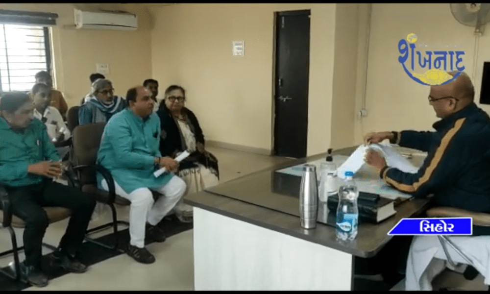 A petition was filed for the reinstatement of former President Divyaben Mehta's plaque...