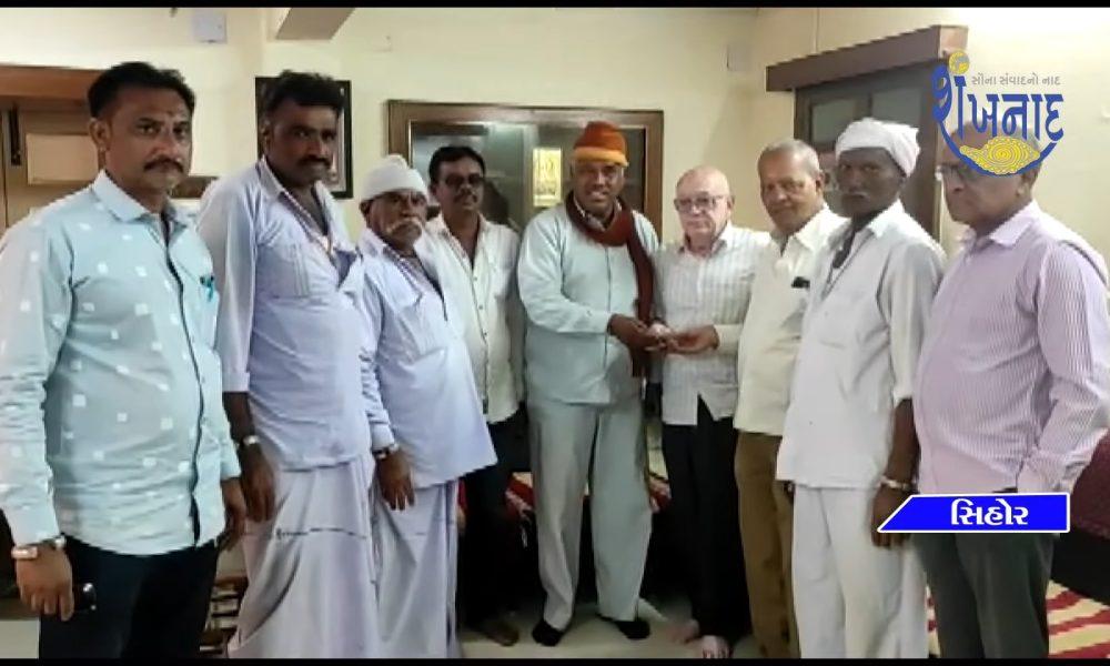 51 thousand was donated to Sihore Seva Samaj by Bharwad Samaj Gopalak in Sihore city.
