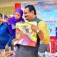 mla-jitubhai-vaghani-distributed-kites-and-biscuits-to-20-thousand-children-in-bhavnagar-schools