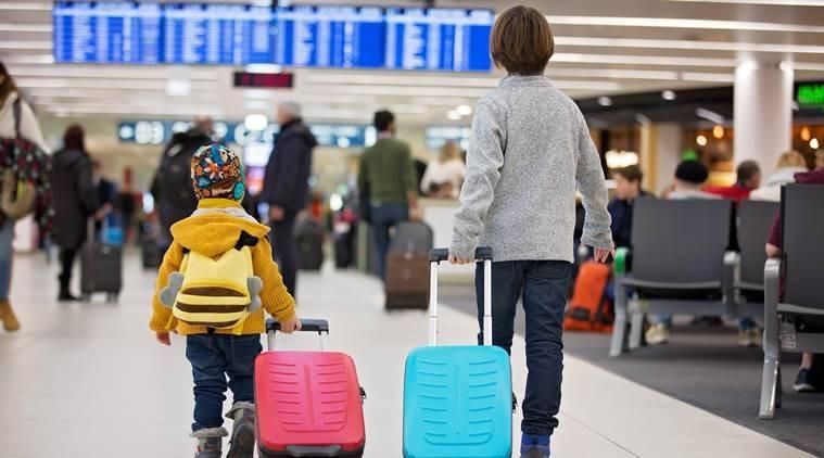 Keep these things in mind to protect children from diarrhea and motion sickness while traveling
