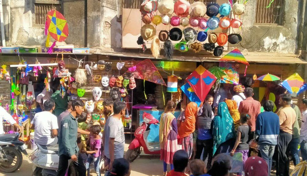On the eve of Uttarayan in Sihore, customers thronged to buy kite-strings