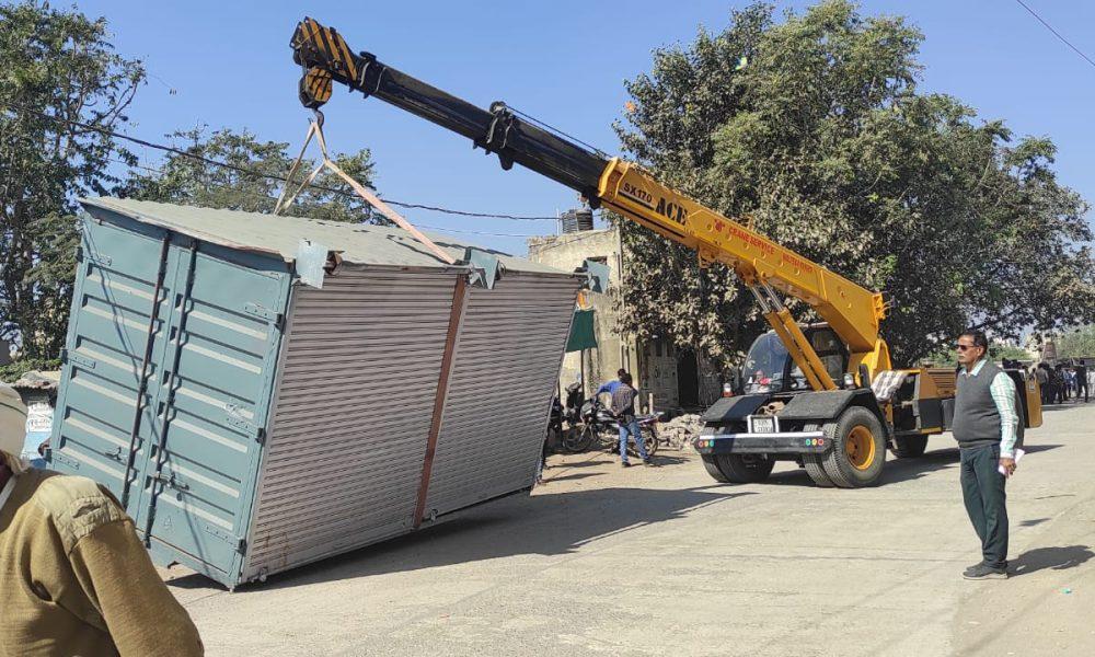 the-system-went-into-overdrive-after-a-controversy-arose-due-to-the-illegal-placement-of-containers-in-the-tana-chowkdi-area-of-sihore