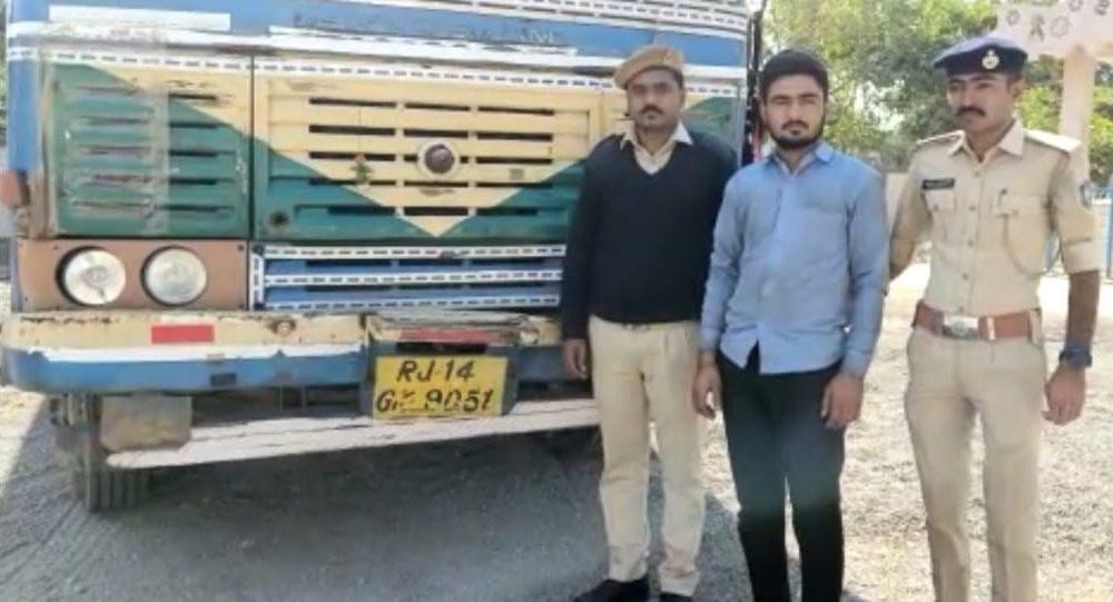 Botad: A person was caught with foreign liquor worth 35 lakhs near Barwala