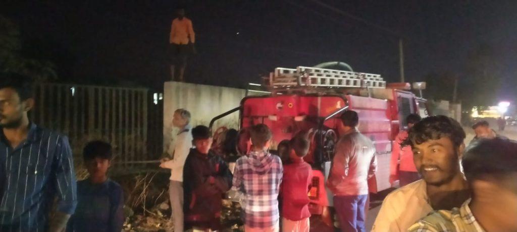 fire-broke-out-in-a-house-on-sihore-rajkot-road-fire-brigade-reached-the-spot