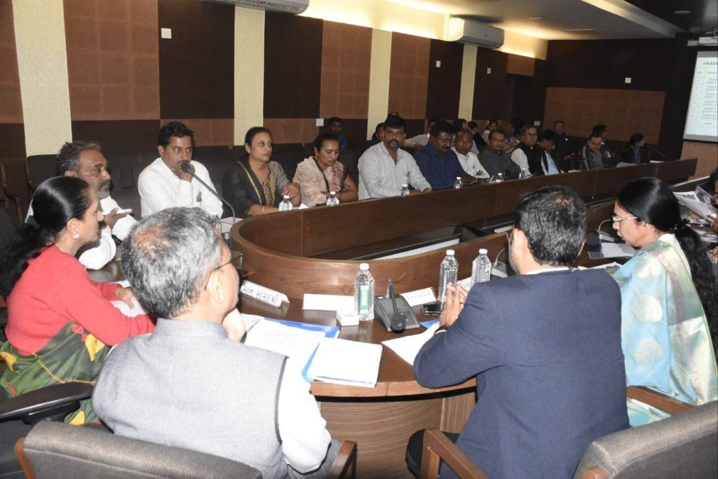 A meeting of the direction committee was held at Bhavnagar under the chairmanship of MP Mrs. Dr. Bharathiben Shayal