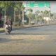 a-huge-pothole-in-the-middle-of-the-road-near-rajpara-khodiyar-when-will-the-pothole-be-repaired-endangering-the-lives-of-drivers
