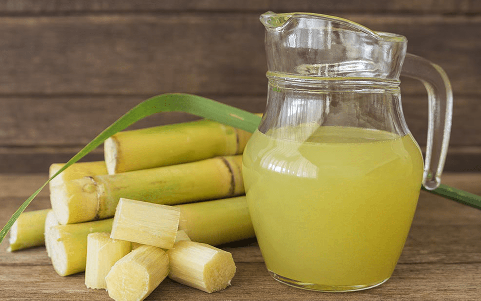 From boosting immunity to glowing skin, sugarcane juice has amazing benefits