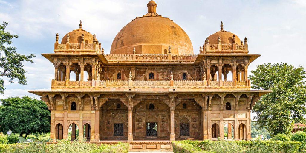 If you want to experience ancient India, definitely explore these places around Patna