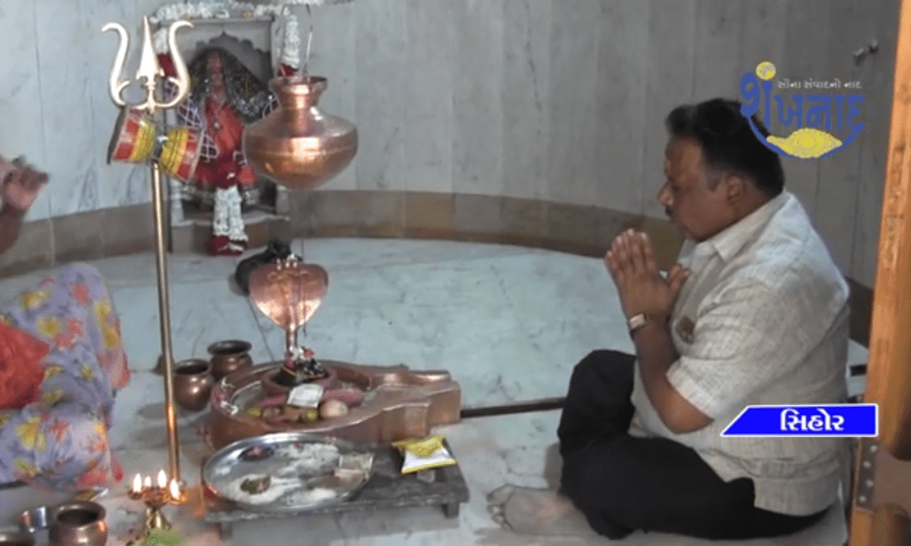Devotees arrived to perform Dashan on the occasion of Sihore Ma Mahashivratri.