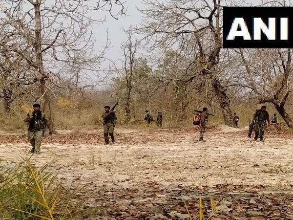 Encounter between security forces and Naxalites, three DRG jawans martyred