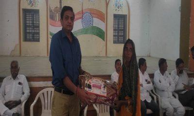 Panetra was distributed to the girls of the mass marriage festival organized by Sihore Taluka Koli Sena