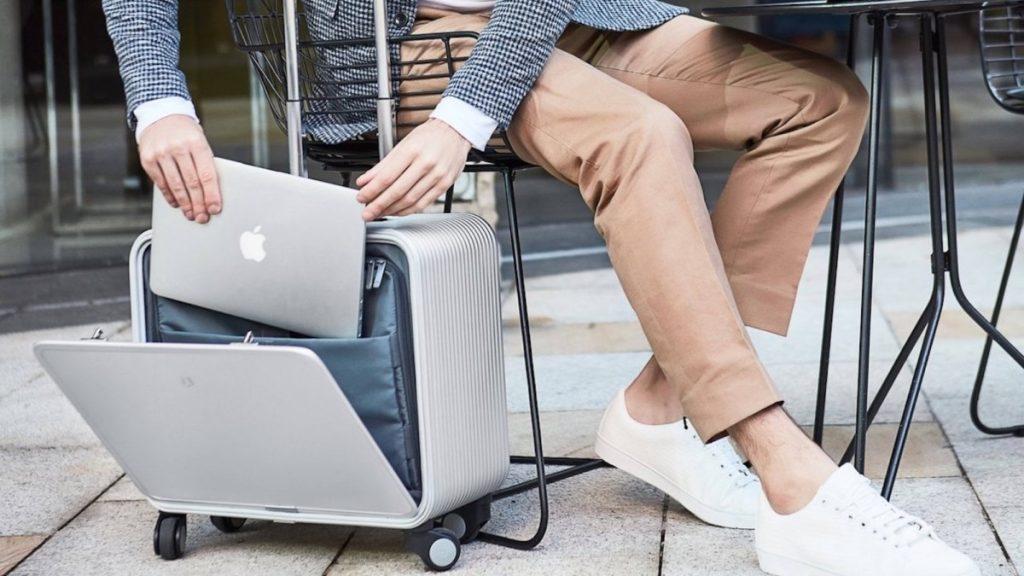 These gadgets will make traveling easier! This will come in very handy in international travel
