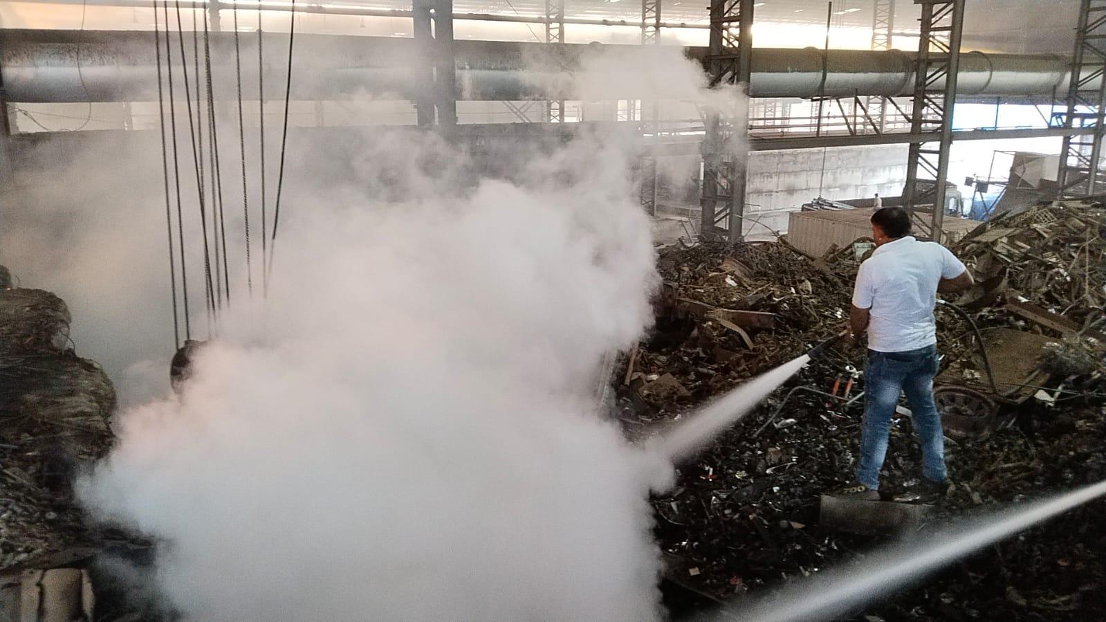A fire broke out in an iron scrap at KB Ispat near Ghangli, Sihore - Fire Department at the scene