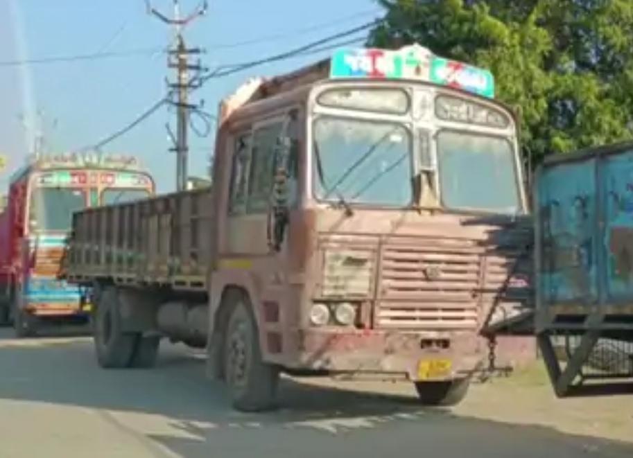 pi-suspended-in-iron-rod-case-men-from-sihore-bhavnagar-were-caught-in-the-whole-incident